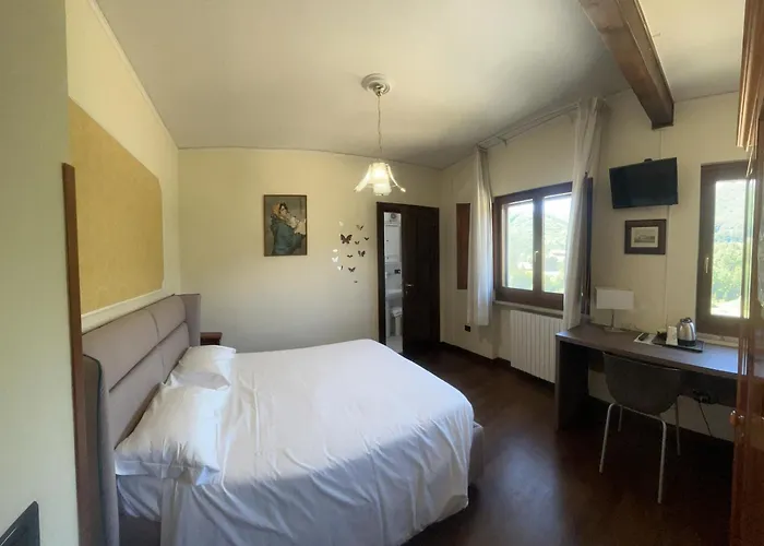 B & B La Pineta By La Capannina