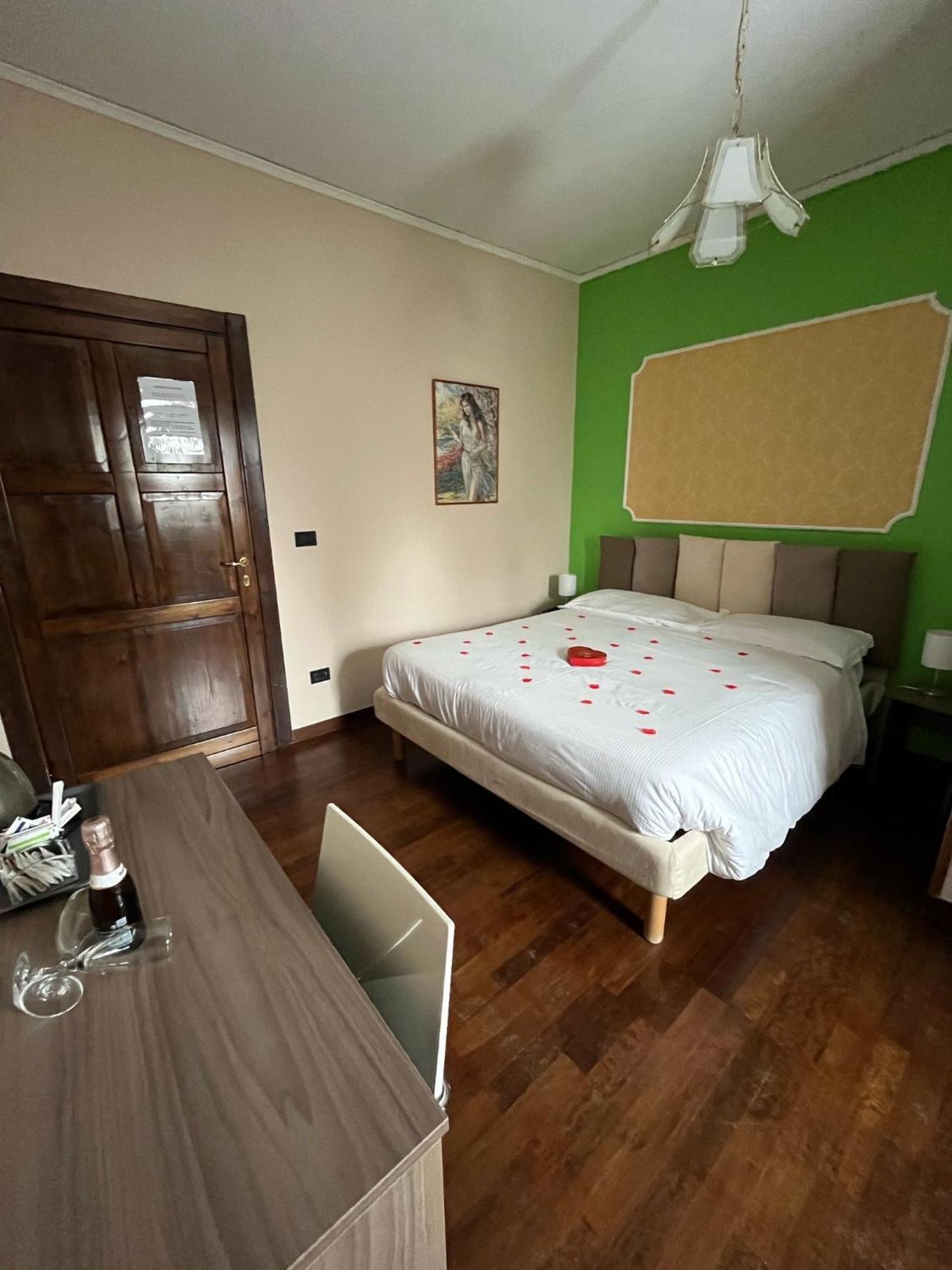 Bed & Breakfast La Pineta By La Capannina *